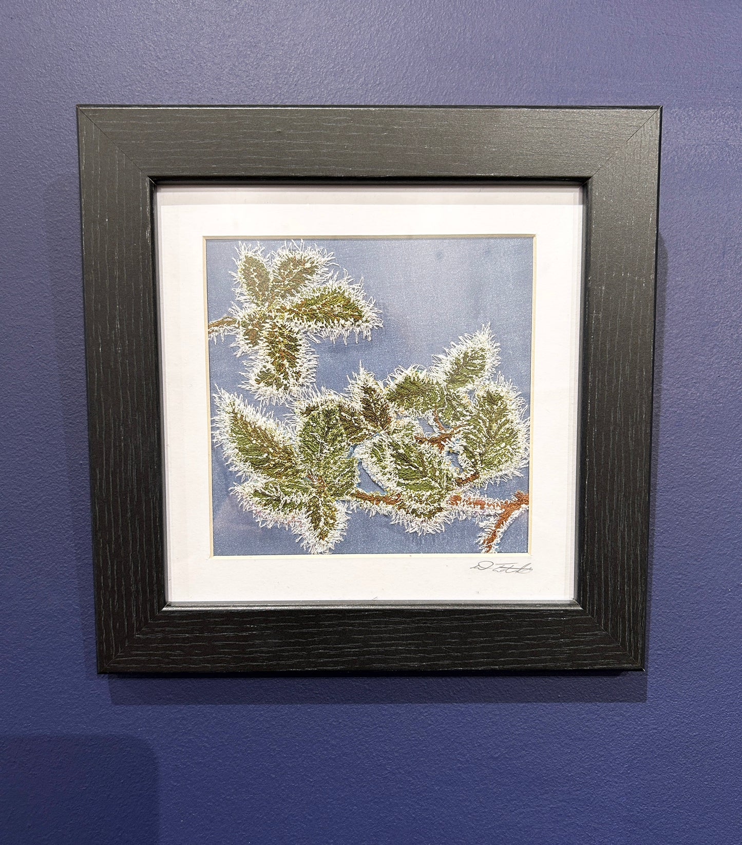 Frosted Bramble Leaves (DJ 017)